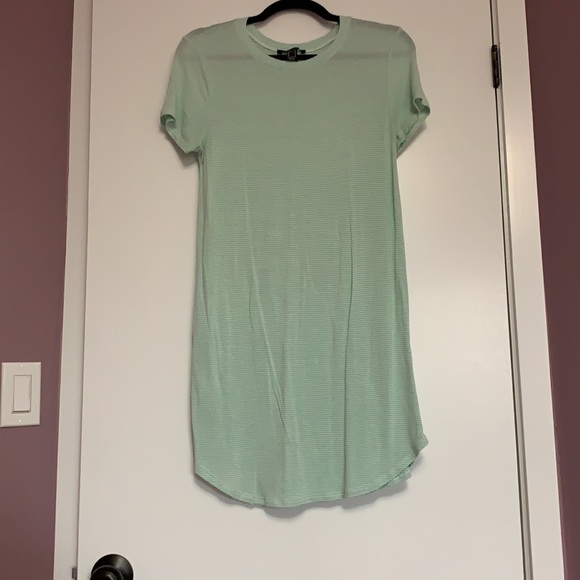 Green and White striped tshirt dress - Picture 3 of 5
